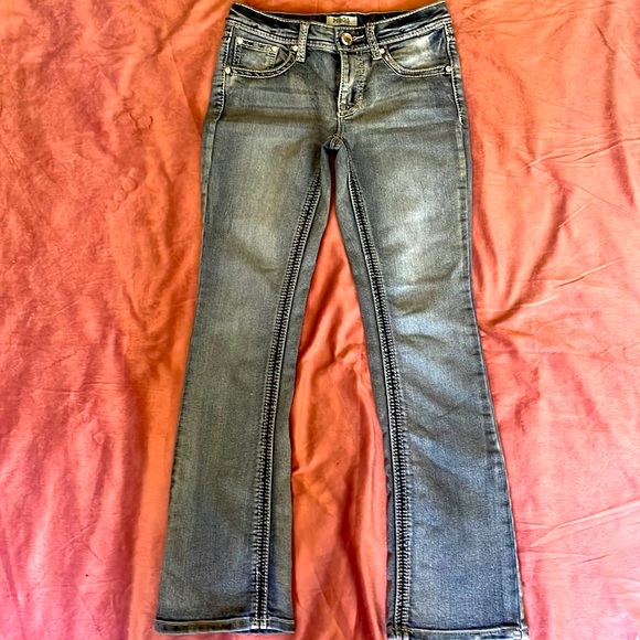 Mudd girls pants with embellished pockets, and all of the buttons are sparkle - Picture 1 of 5